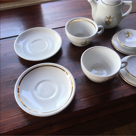 Vintage Bonomelli Teapot & 2 Teacups saucers and lids - Picture 6 of 12